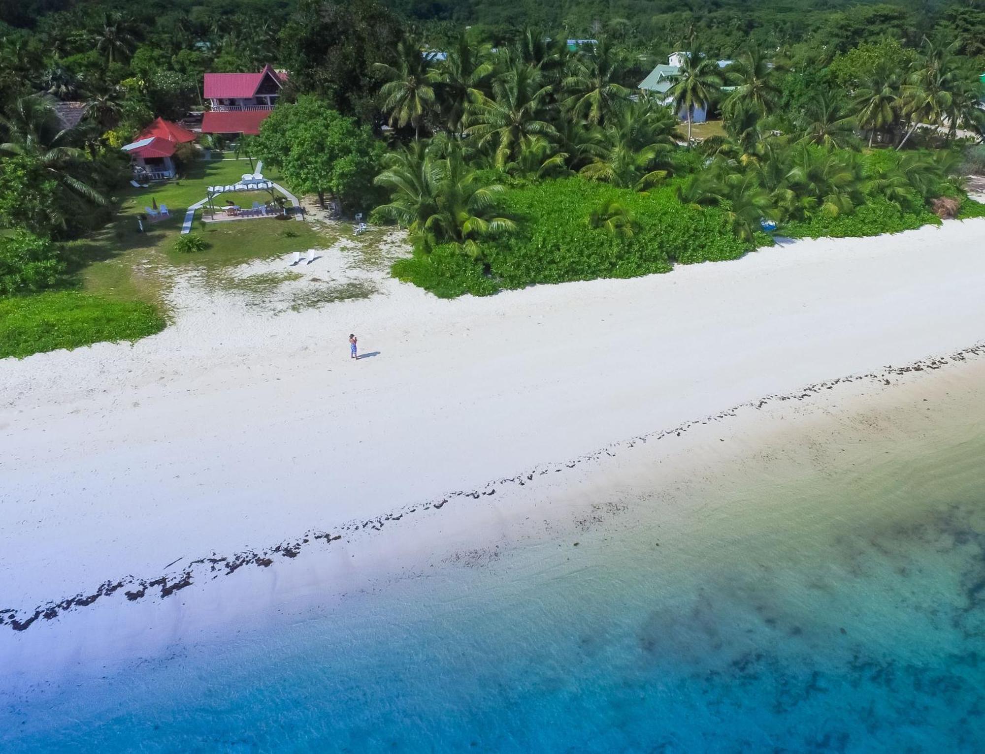 Amitie Chalets Praslin Grand Anse  Exterior photo