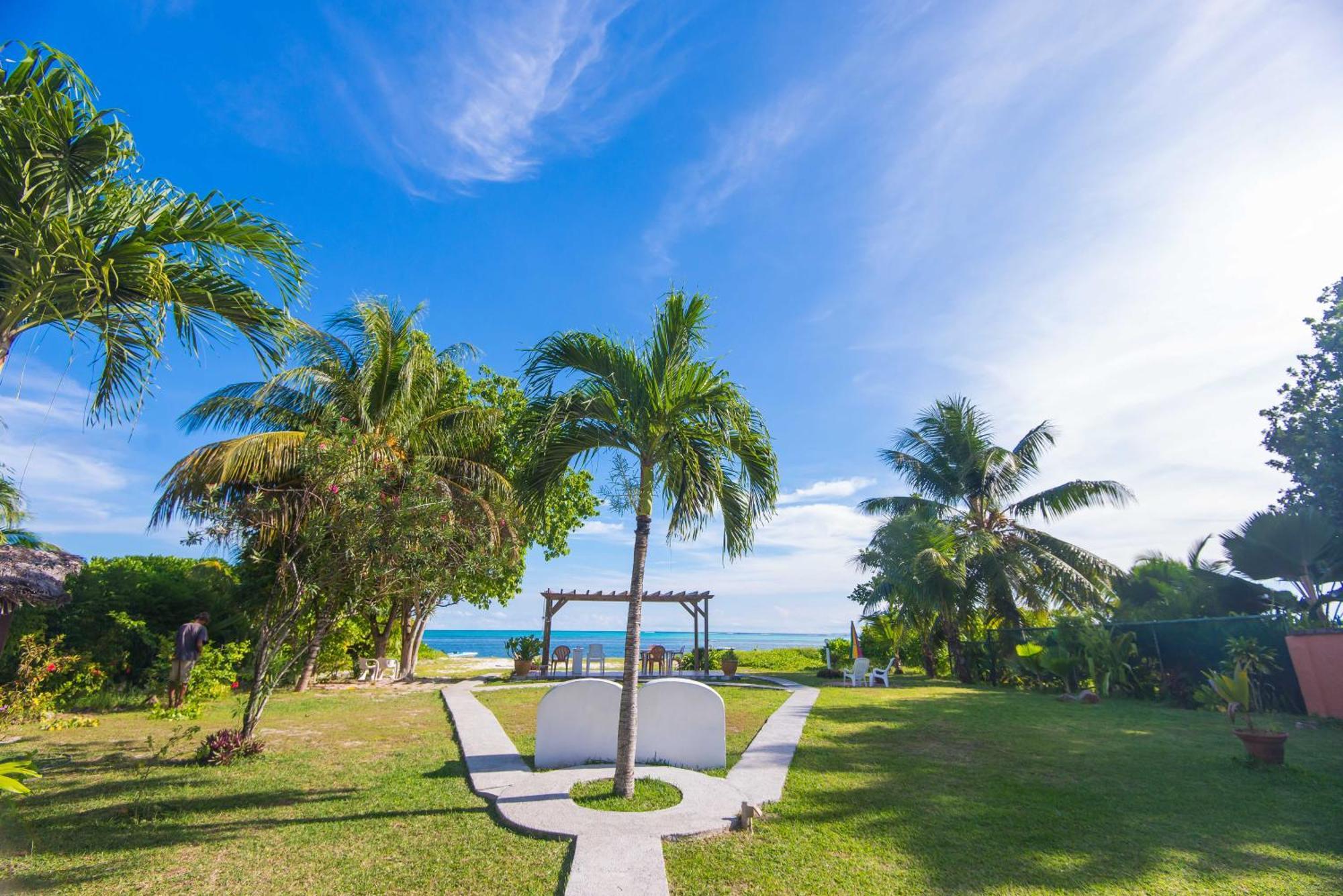 Amitie Chalets Praslin Grand Anse  Exterior photo