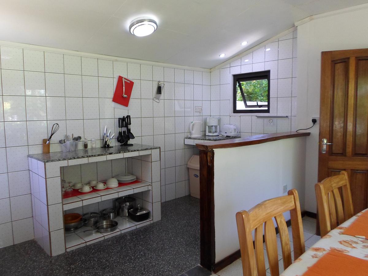 Amitie Chalets Praslin Grand Anse  Exterior photo